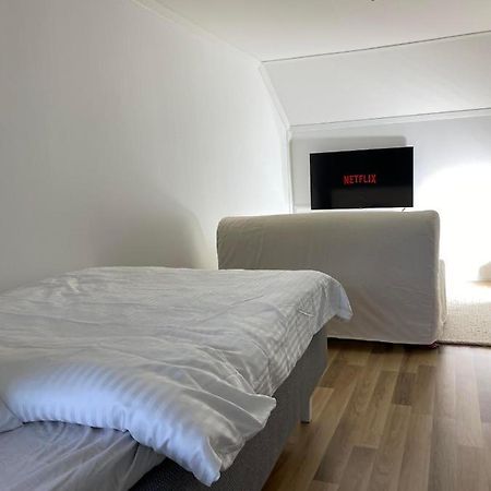 Апартаменти Luxury - Sauna With Star Lights - Wifi&Parking Рованіемі Екстер'єр фото